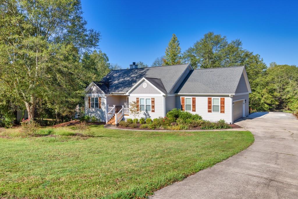 463 Hickory Bluff