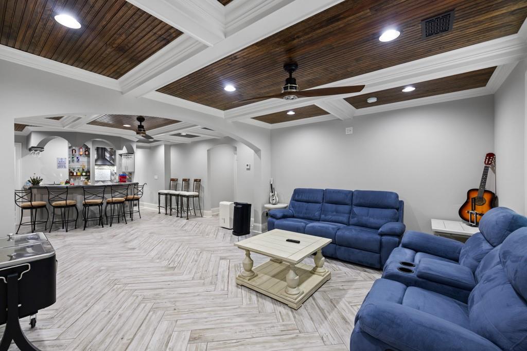 463 Hickory Bluff