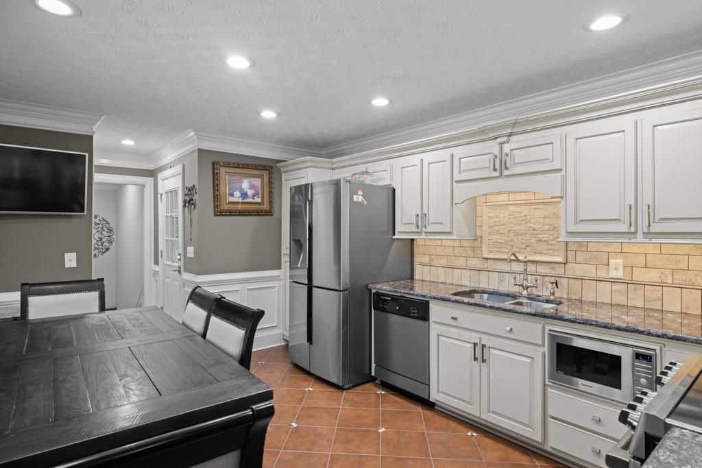 463 Hickory Bluff