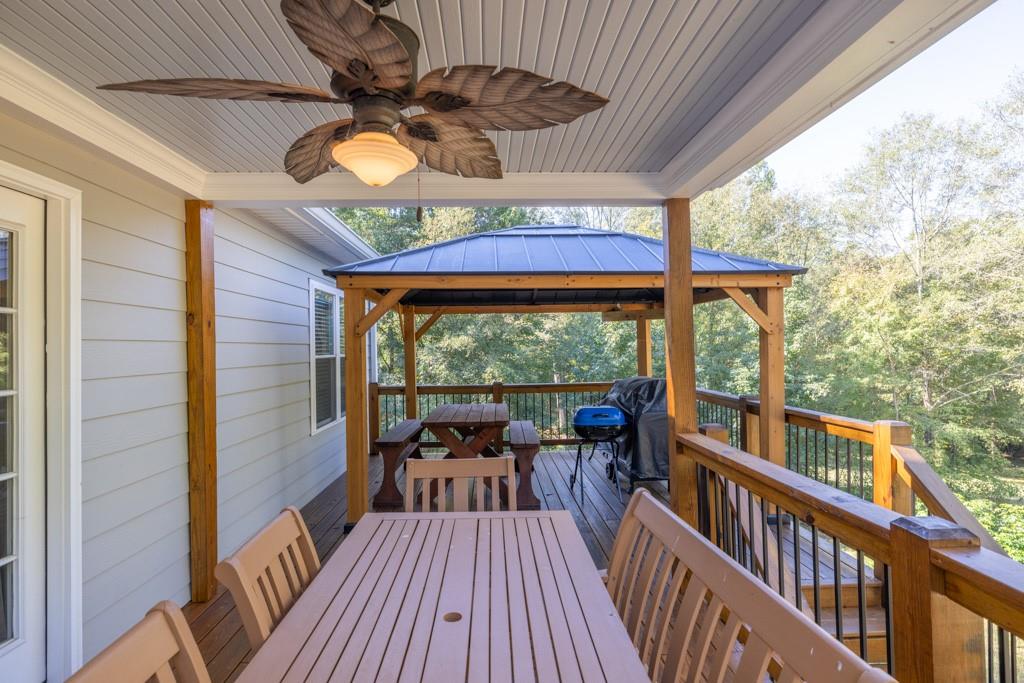 463 Hickory Bluff