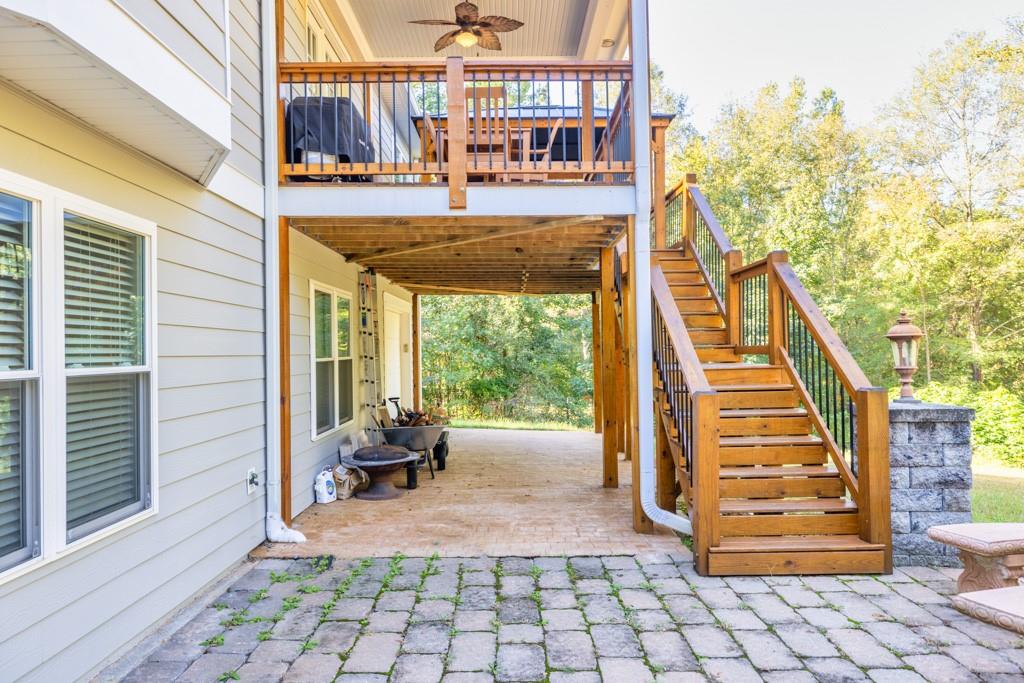 463 Hickory Bluff
