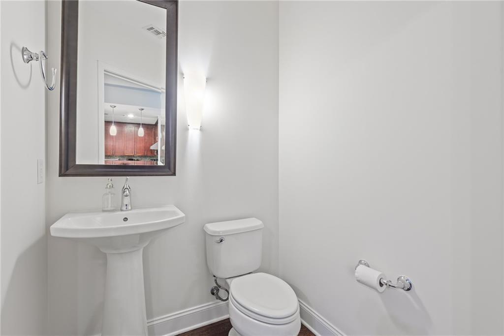 270 17th Street NW Unit 3206
