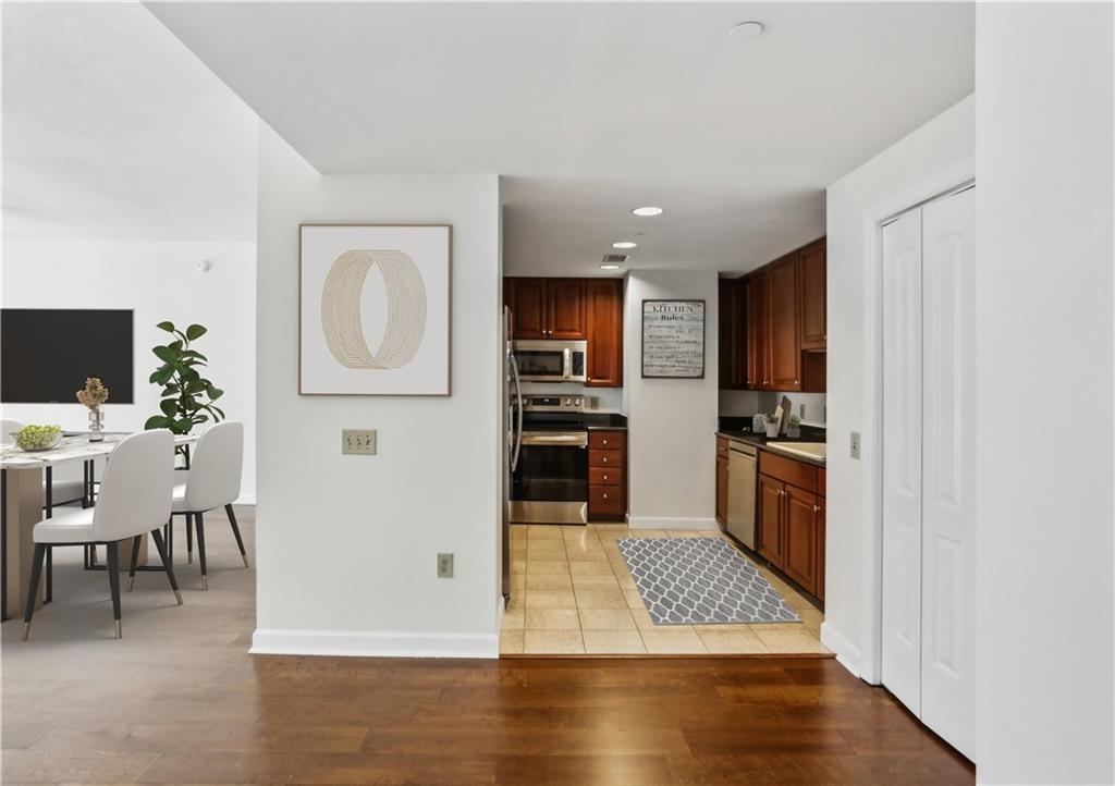 195 14TH Street NE Unit 2008