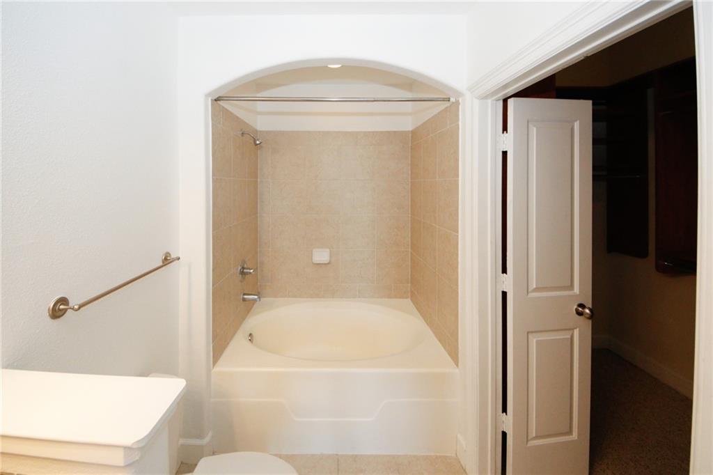 3445 Stratford Road NE Unit 1904