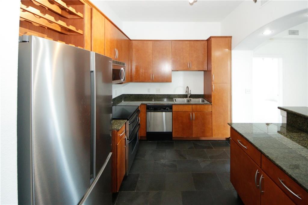 3445 Stratford Road NE Unit 1904