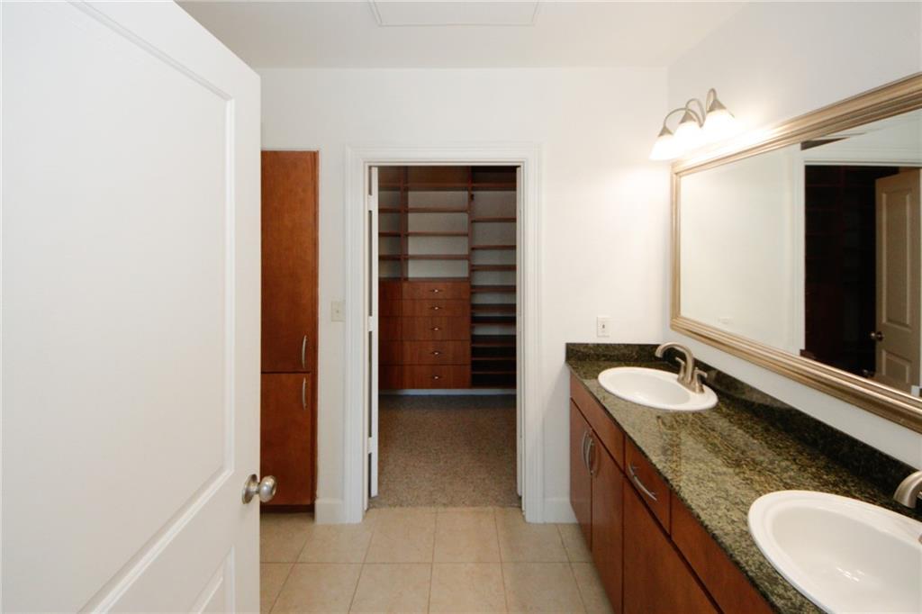 3445 Stratford Road NE Unit 1904
