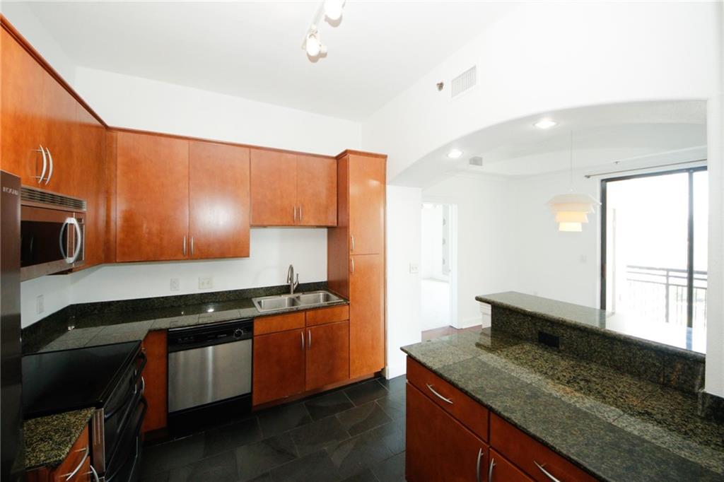 3445 Stratford Road NE Unit 1904