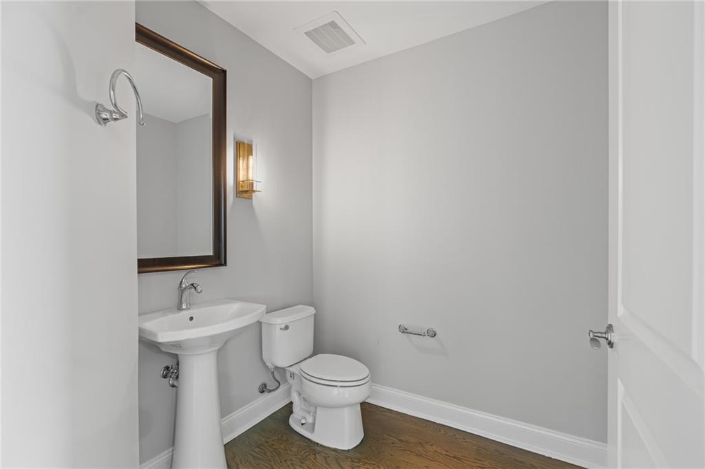 270 17th Street NW Unit 2101