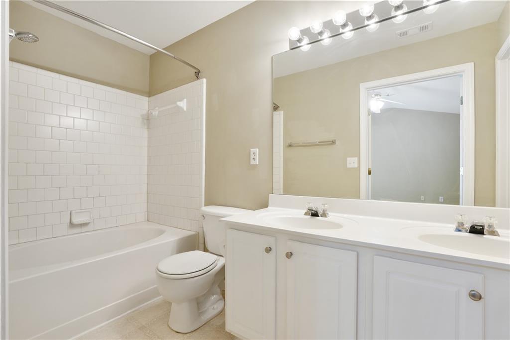 5144 Manerdale Drive SE Unit 4