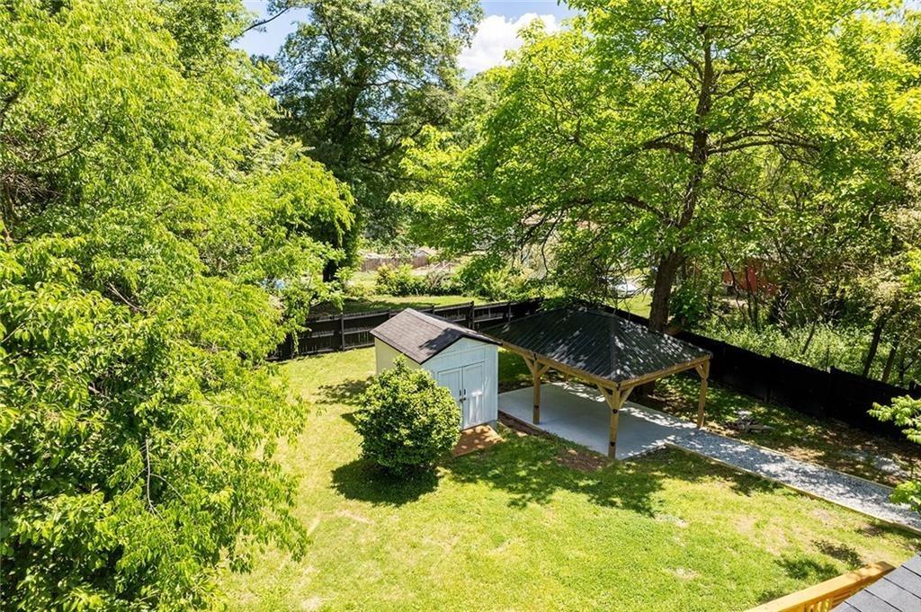 305 Hemphill School Road NW
