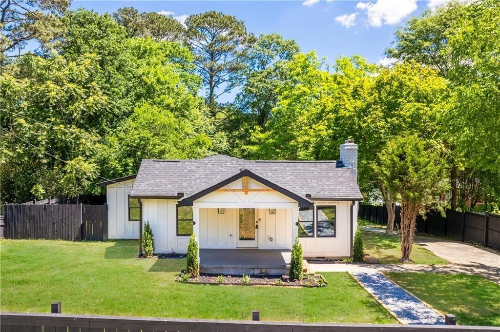 305 Hemphill School Road NW
