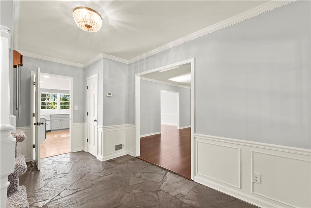 5530 Aven Road