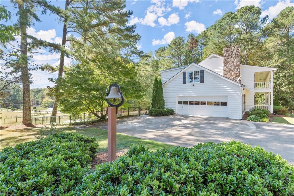 5530 Aven Road