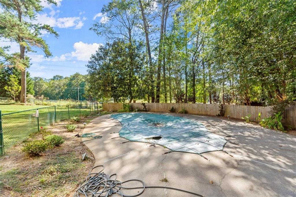 5530 Aven Road