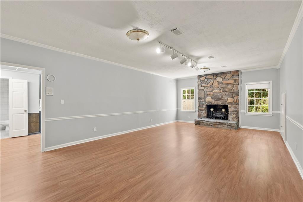 5530 Aven Road