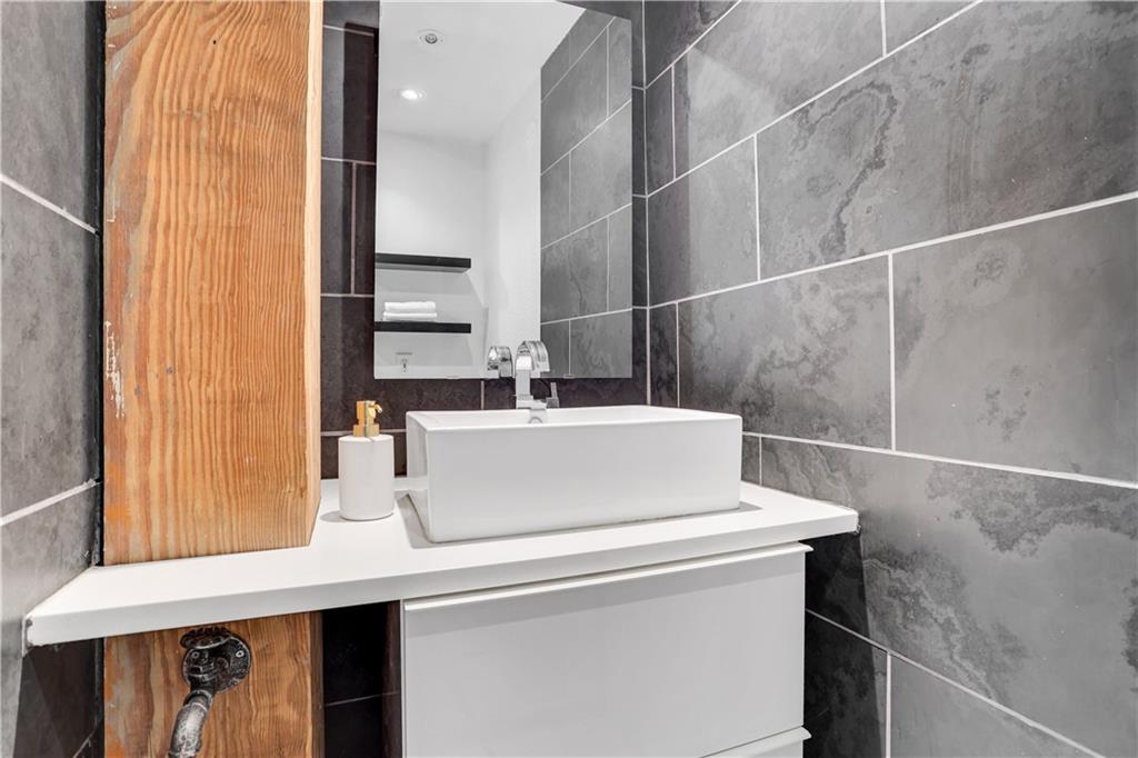 170 Boulevard SE Unit H324