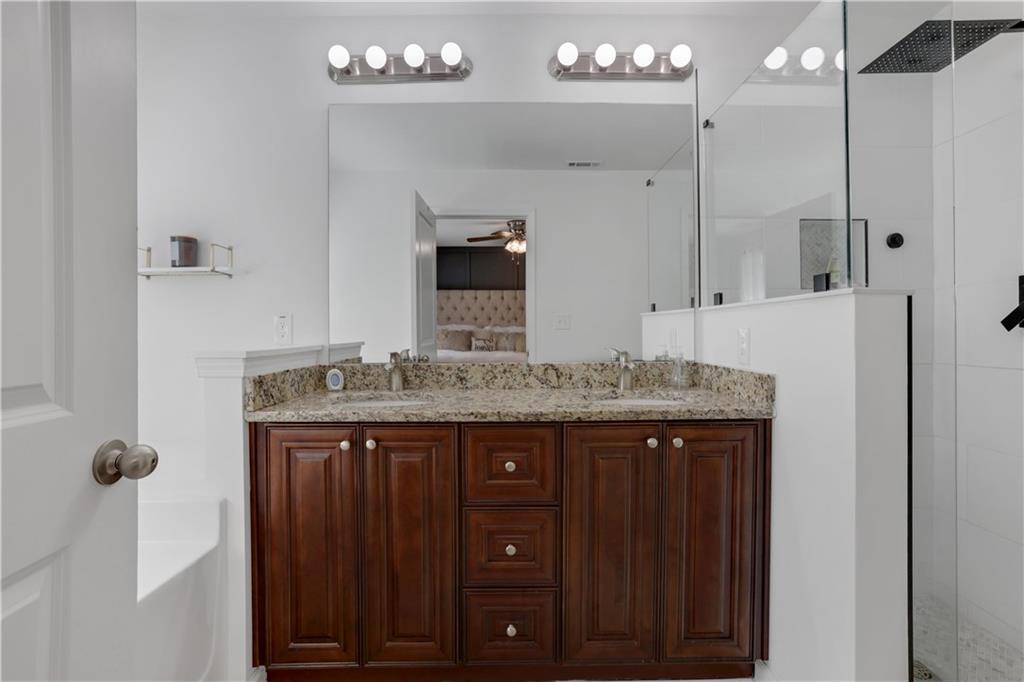 715 Pecan Knoll Drive Unit 3