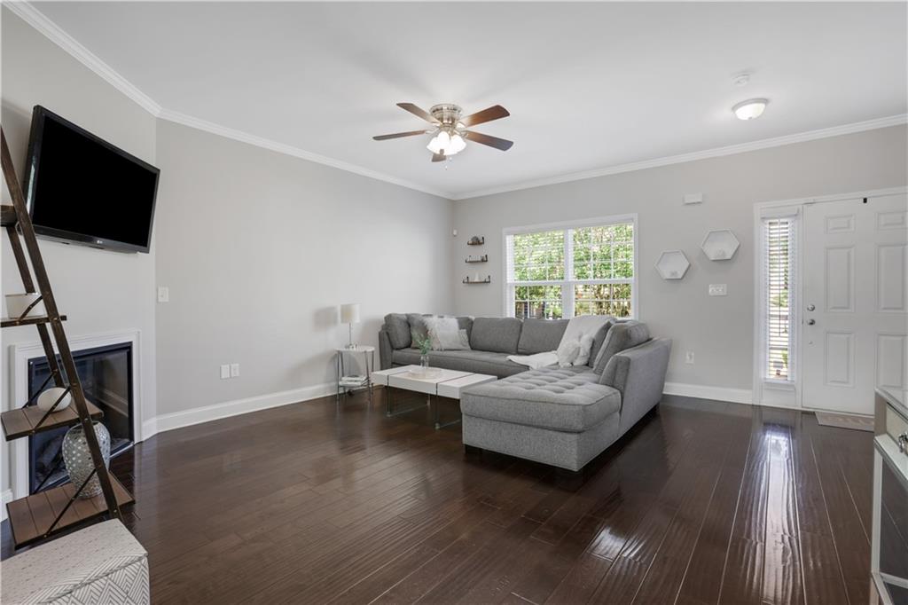 715 Pecan Knoll Drive Unit 3
