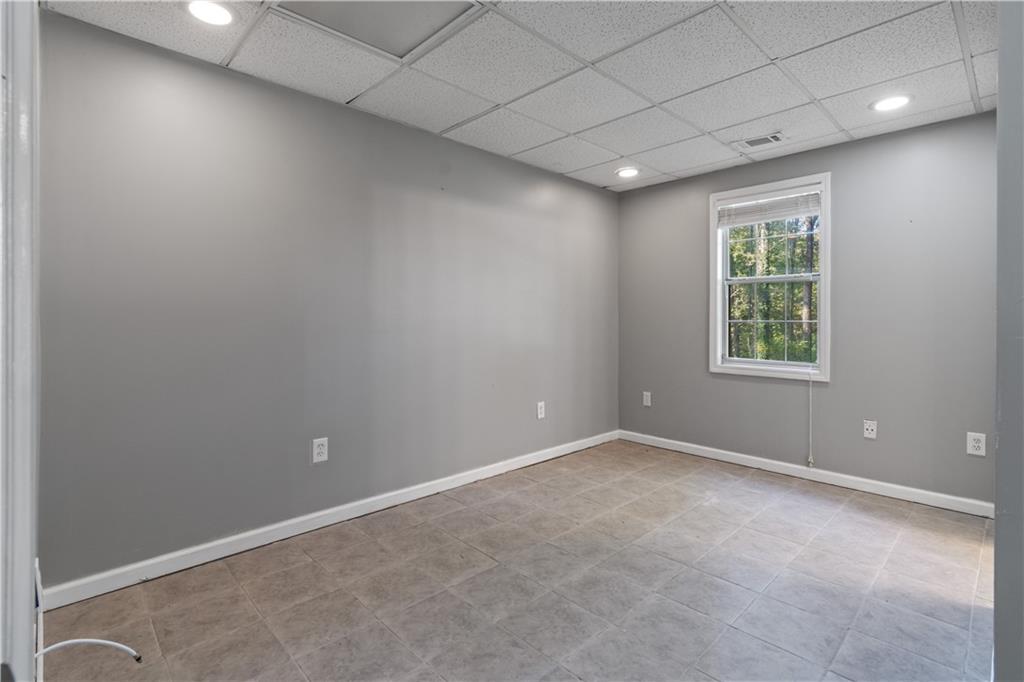 6120 Carriage Court