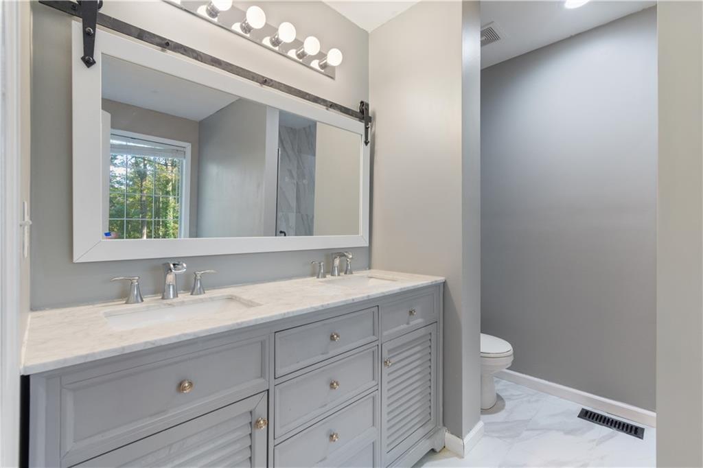 6120 Carriage Court