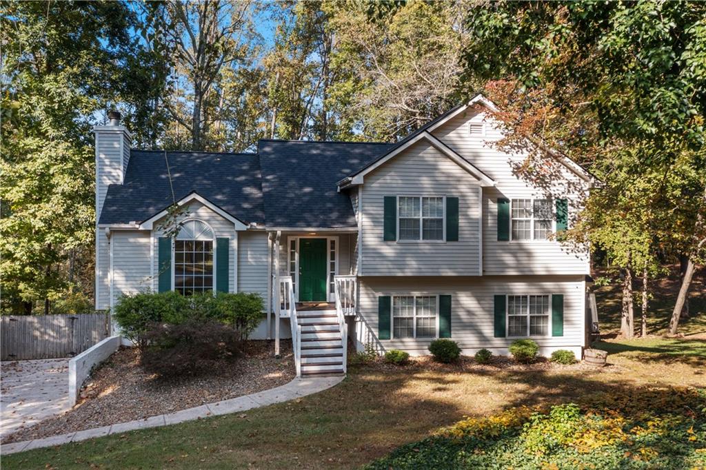 6120 Carriage Court