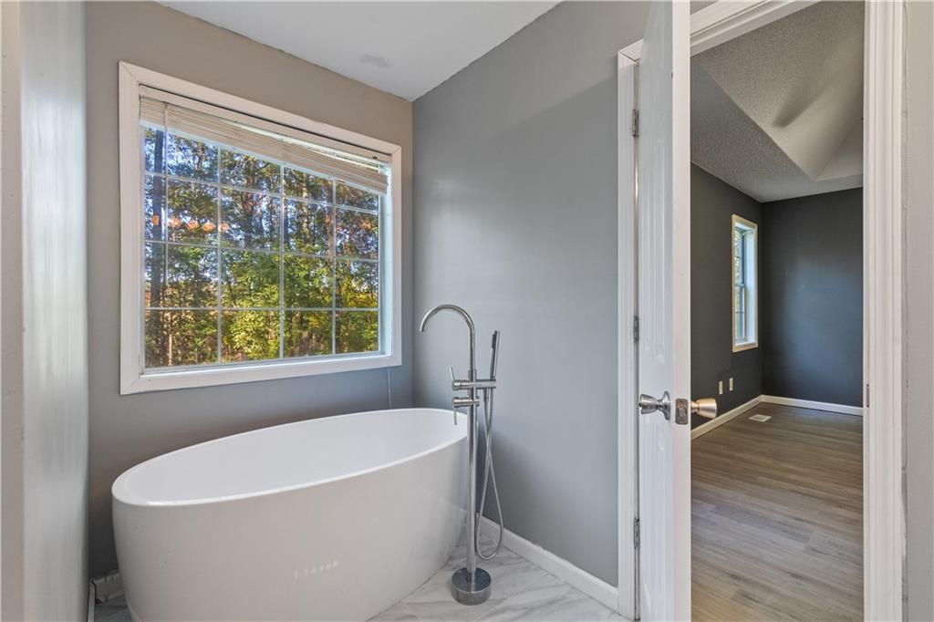 6120 Carriage Court