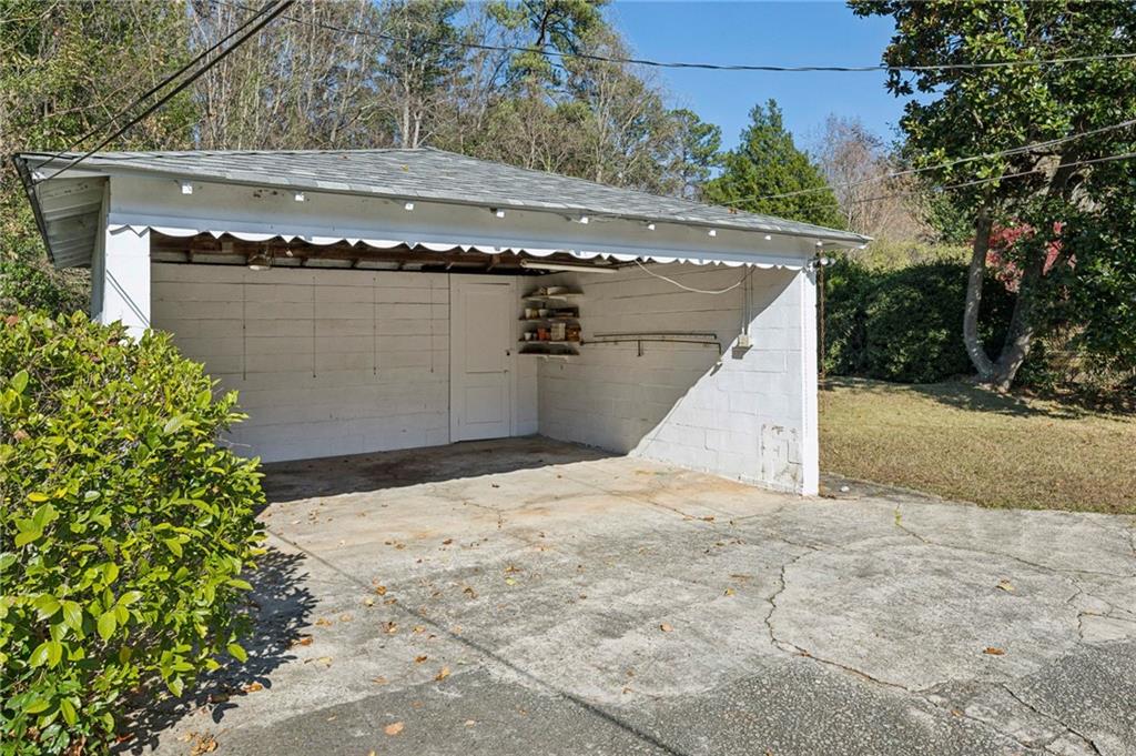 1366 Emory Road NE