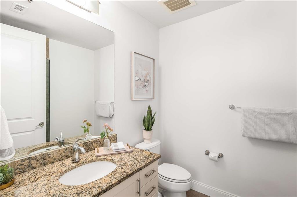 270 17th ST NW Unit 802