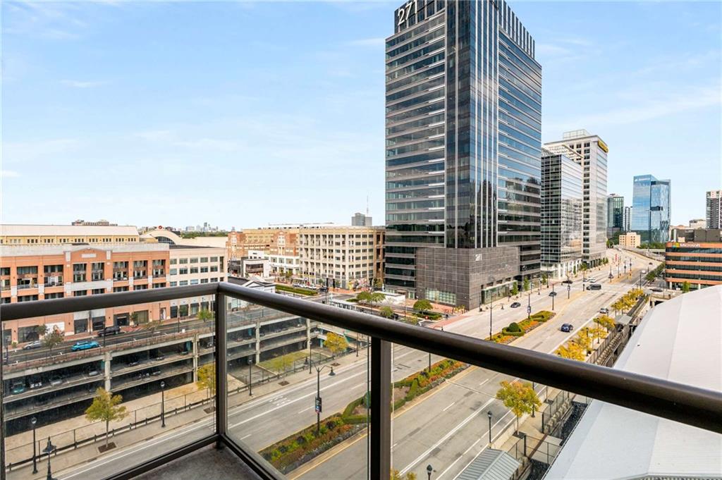 270 17th ST NW Unit 802
