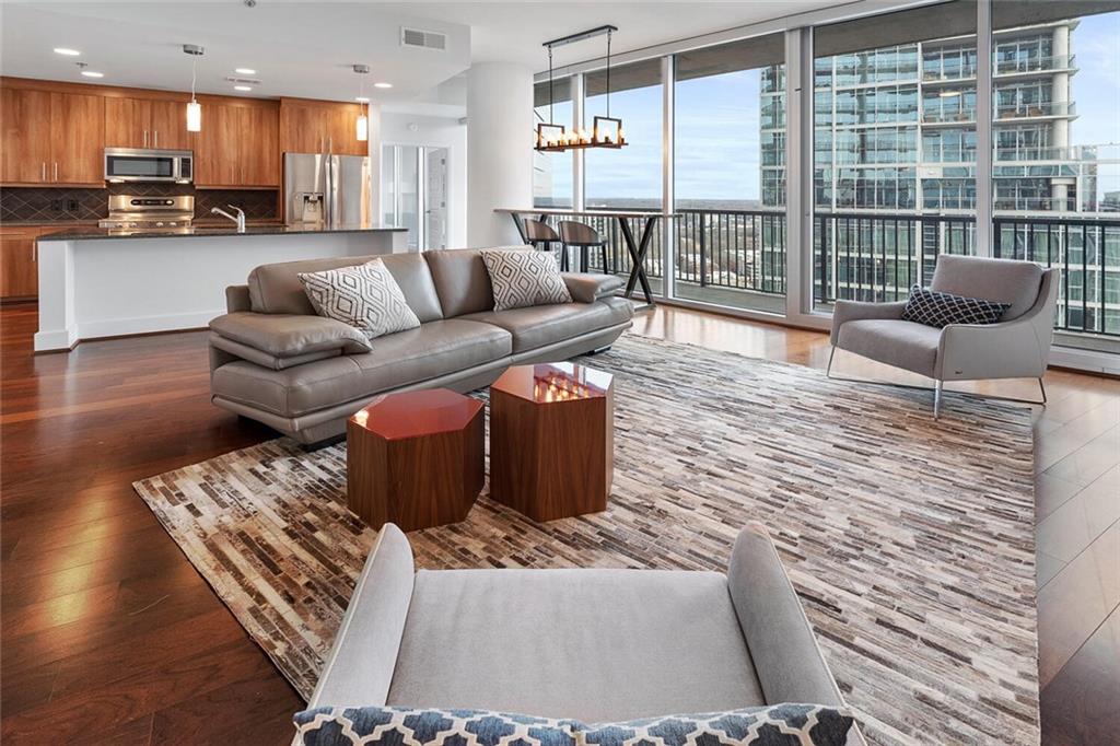 1080 Peachtree Street NE Unit 2109