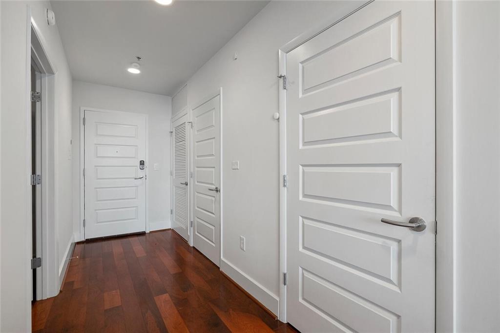 1080 Peachtree Street NE Unit 2109