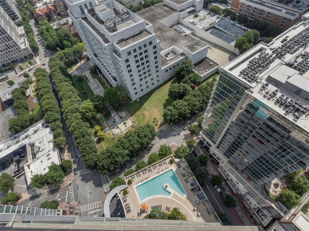 1080 Peachtree Street NE Unit 2109