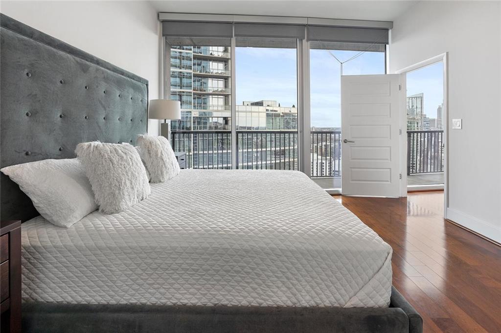 1080 Peachtree Street NE Unit 2109