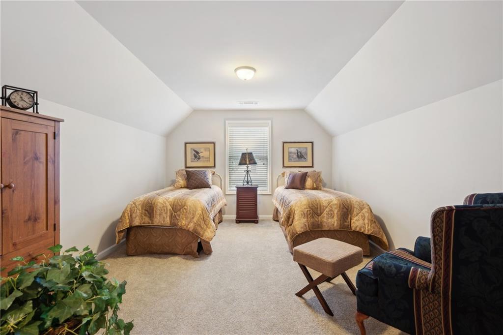 9553 Rushmore Circle
