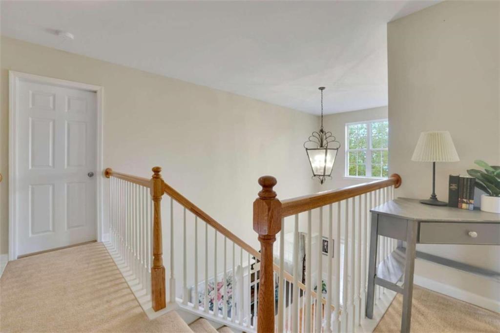 317 Hamilton Way