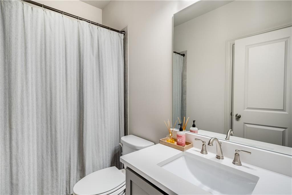 1861 Falling Sky Court NE