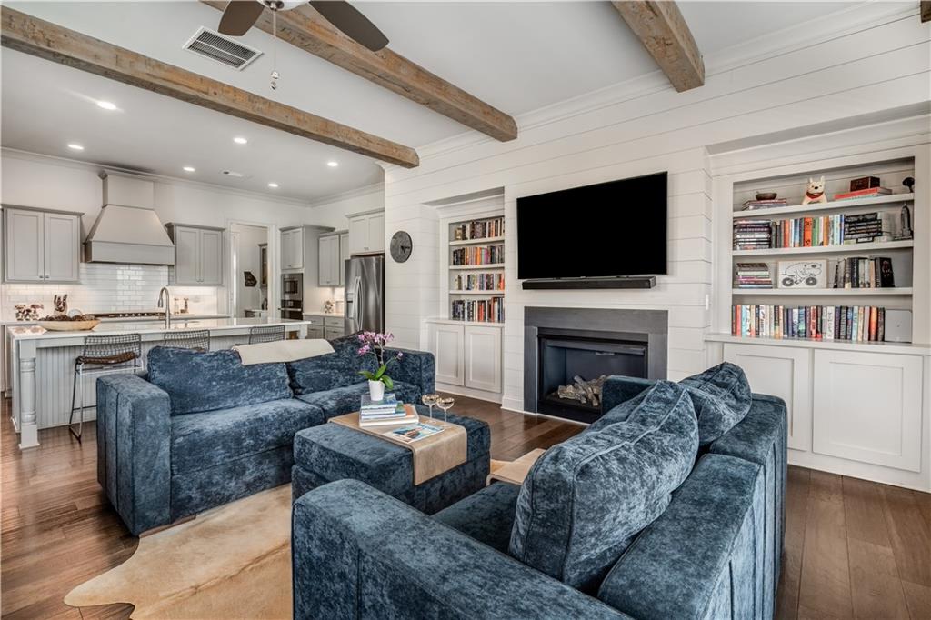1861 Falling Sky Court NE