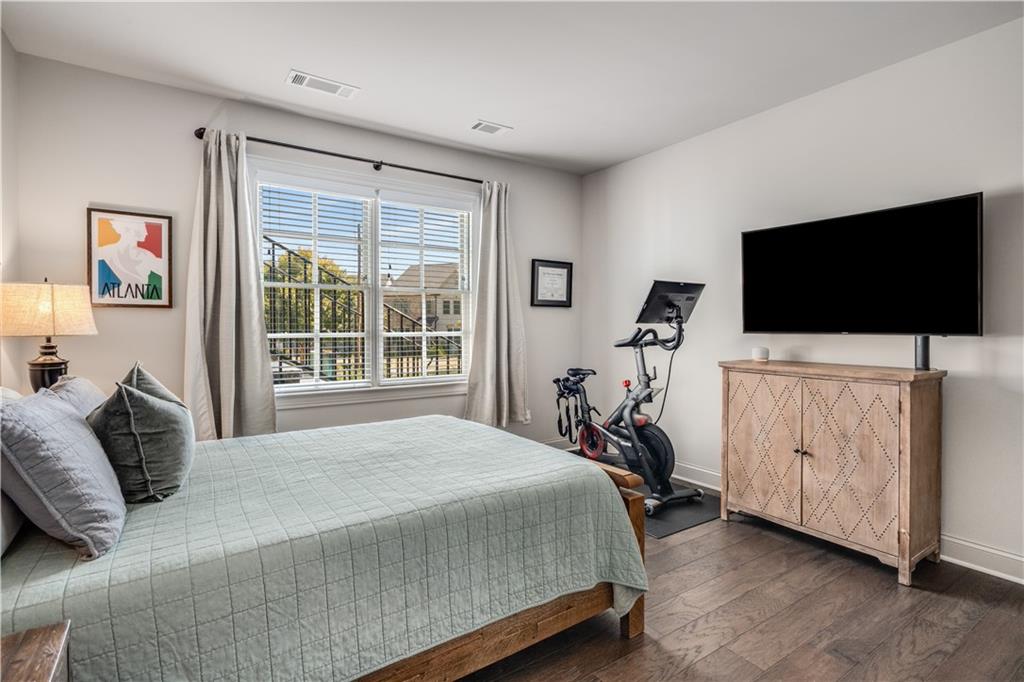 1861 Falling Sky Court NE