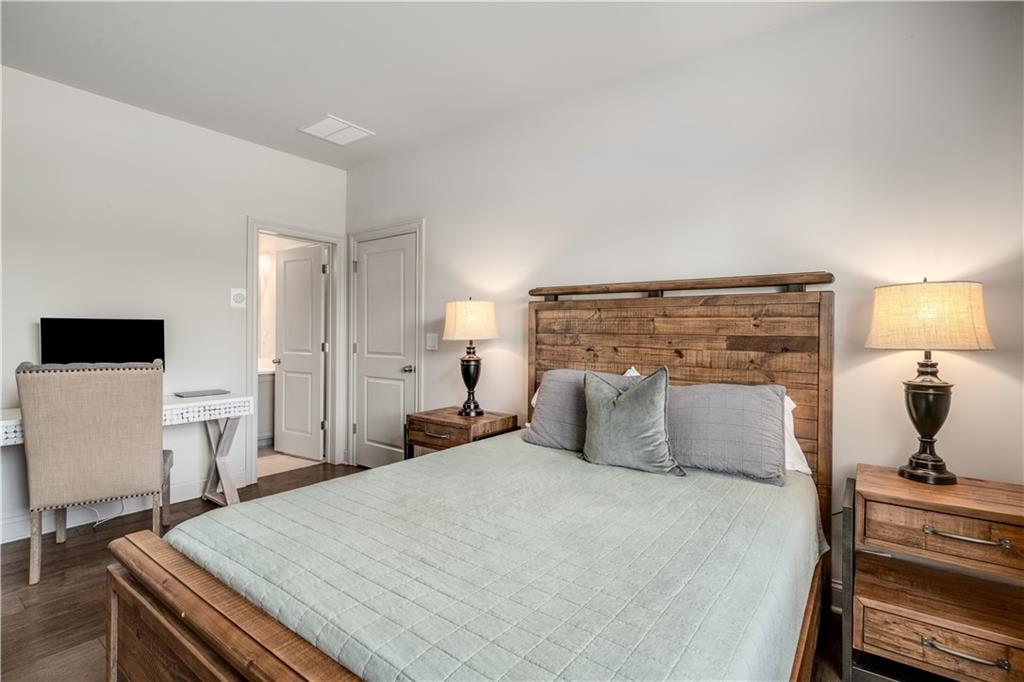 1861 Falling Sky Court NE