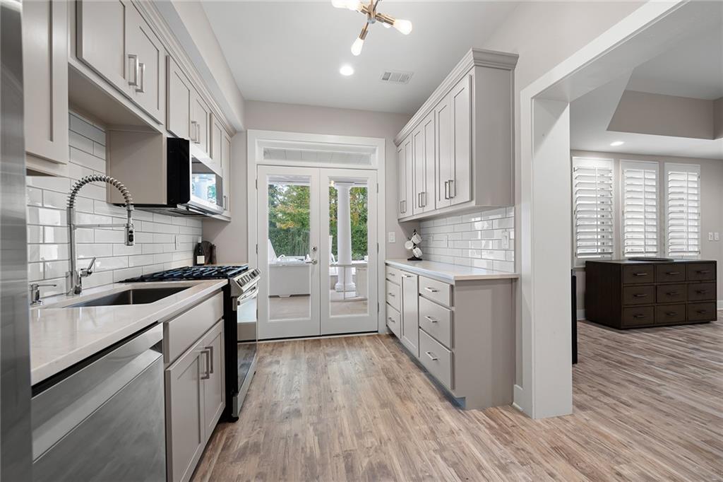 1284 Waterford Green Trail