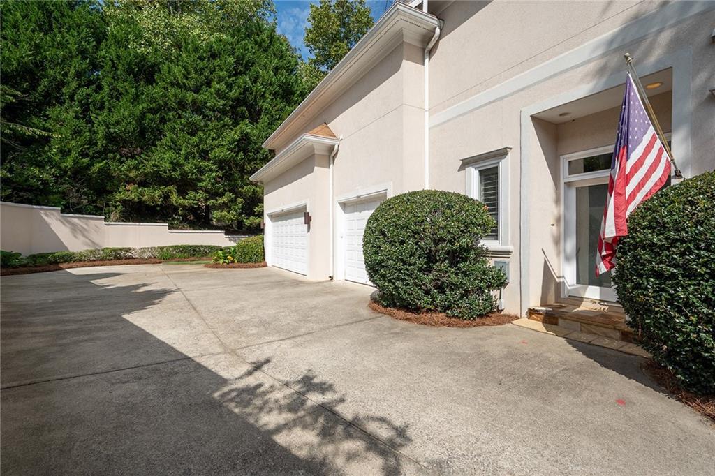 1284 Waterford Green Trail