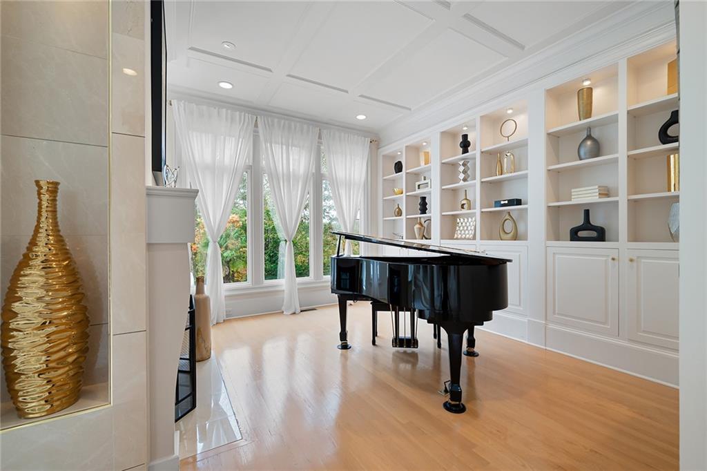 1284 Waterford Green Trail