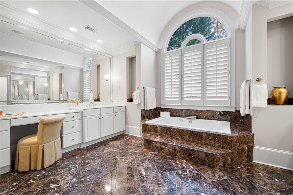 1284 Waterford Green Trail