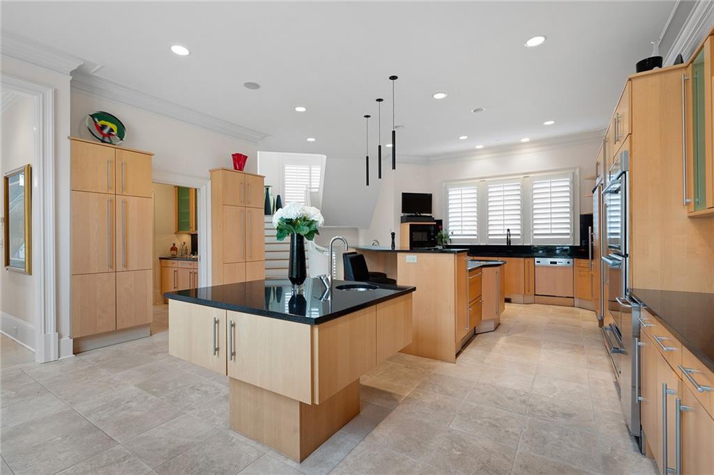 1284 Waterford Green Trail