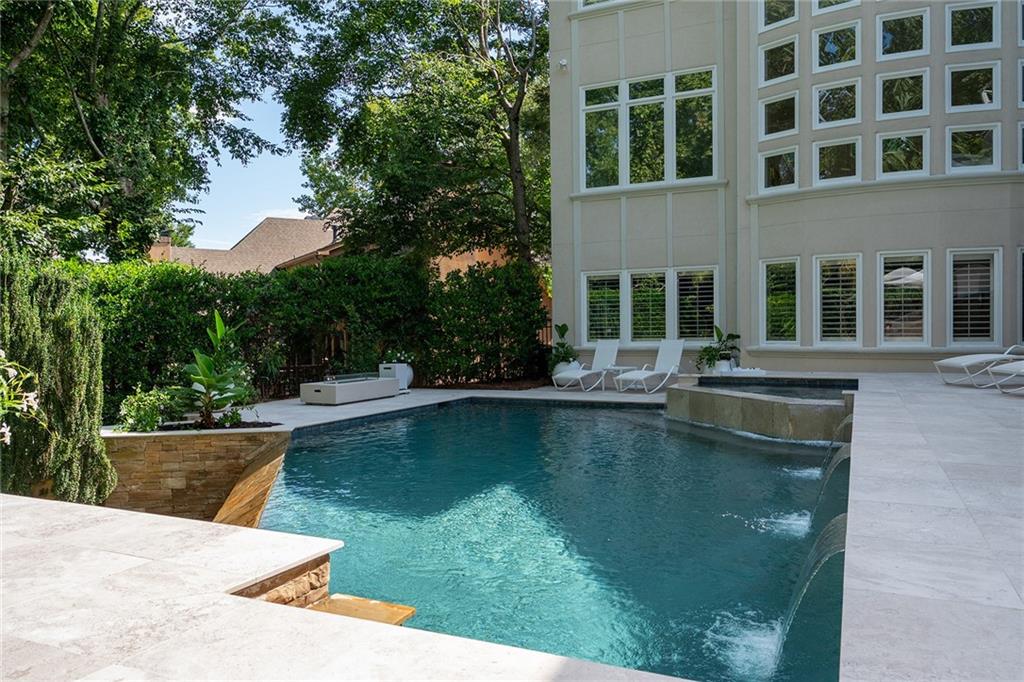 1284 Waterford Green Trail