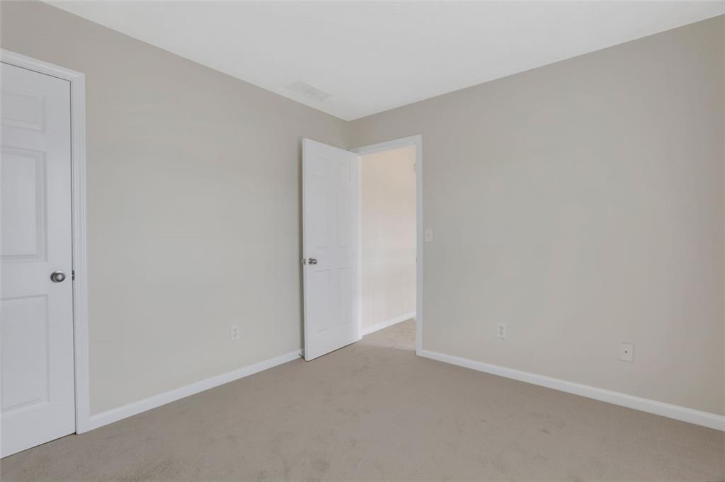 4014 BERWICK FARM Drive
