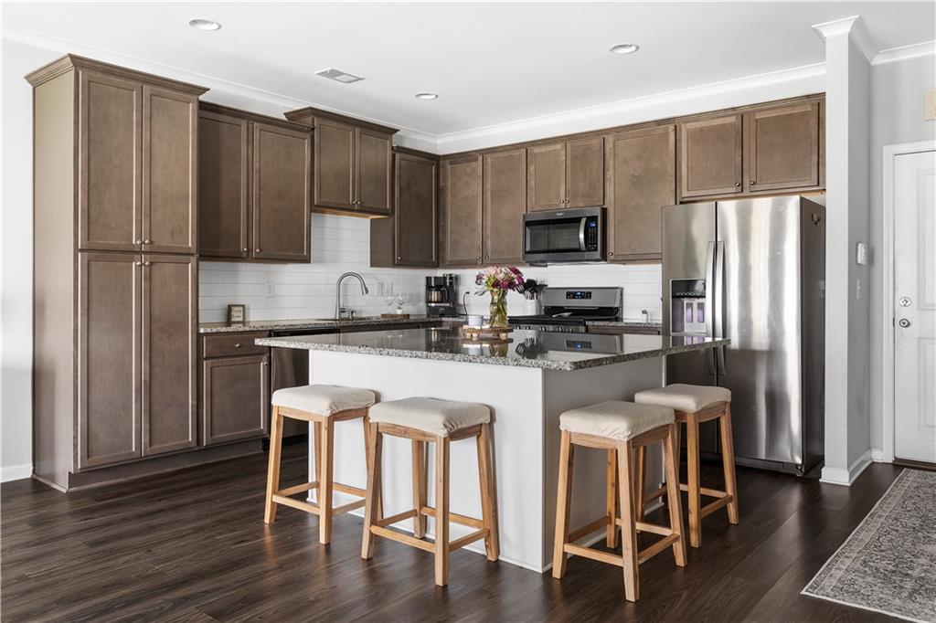 1950 Drew Drive NW