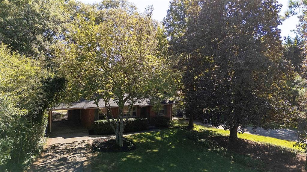 3627 Lavista Road