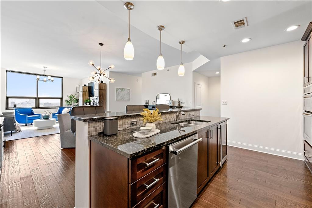 270 17th Street NW Unit 3703