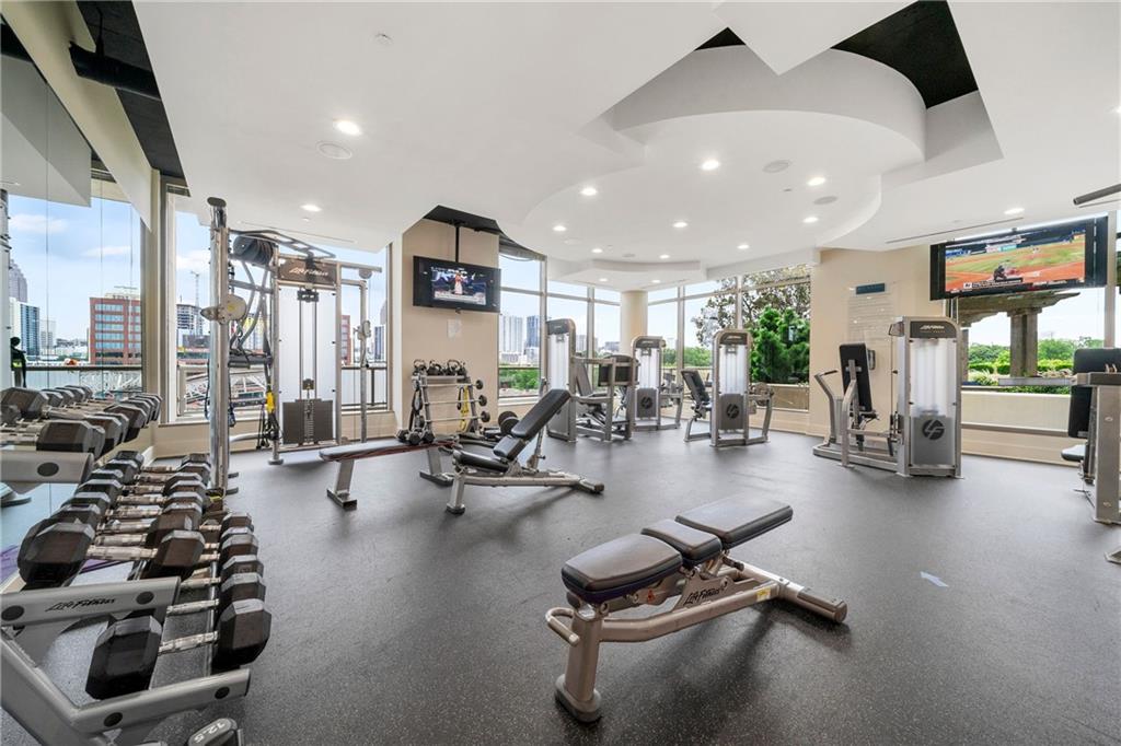270 17th Street NW Unit 3703